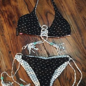 Victoria Secret reversible bikini, cheeky bottoms